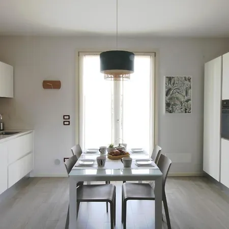 דירה La Casa Di Cele דסנזאנו דל גארדה